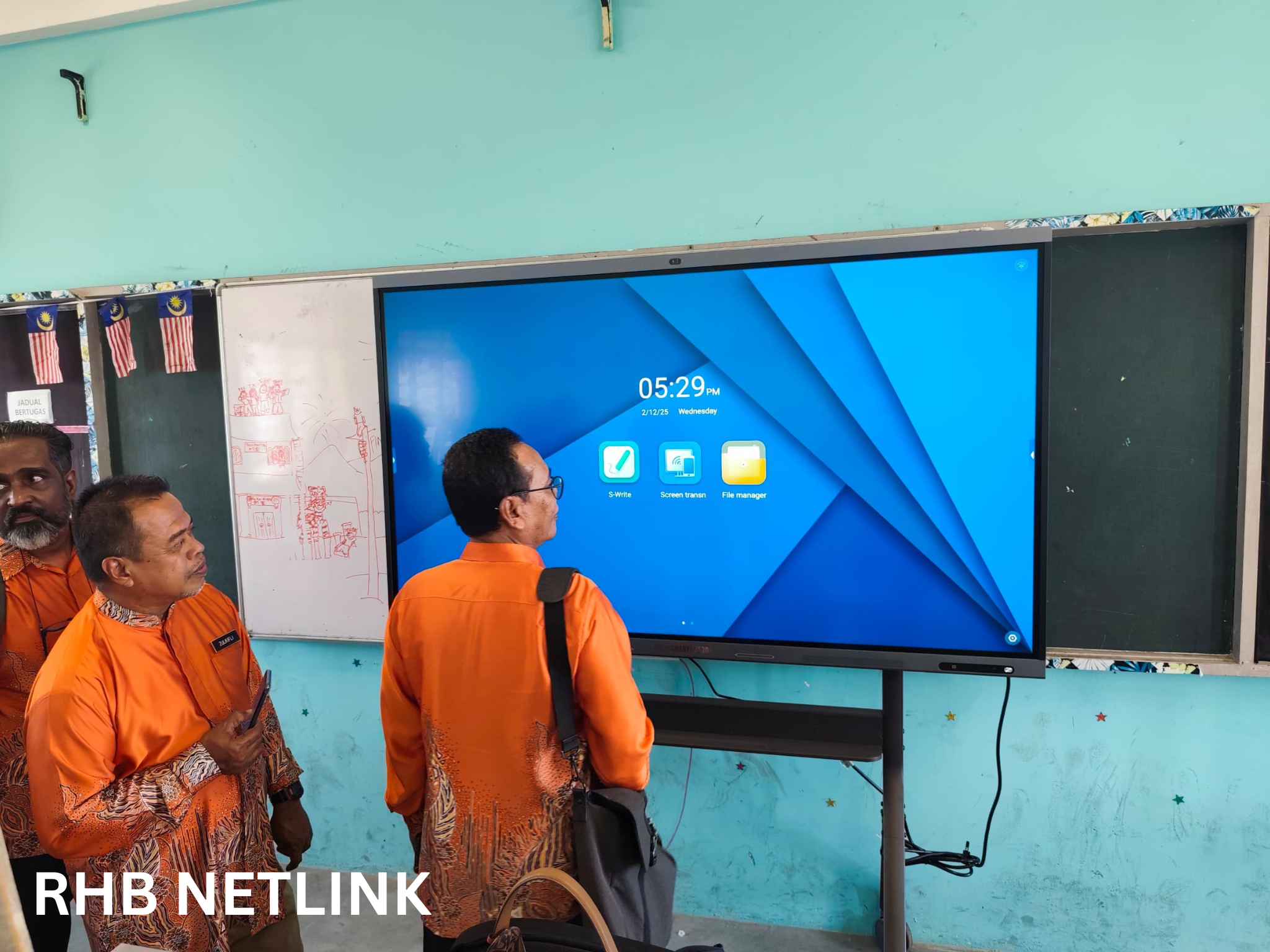 Smart Board 12